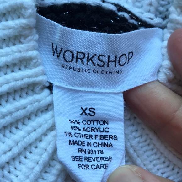 Fairisle mock neck Sweater - Picture 5 of 5